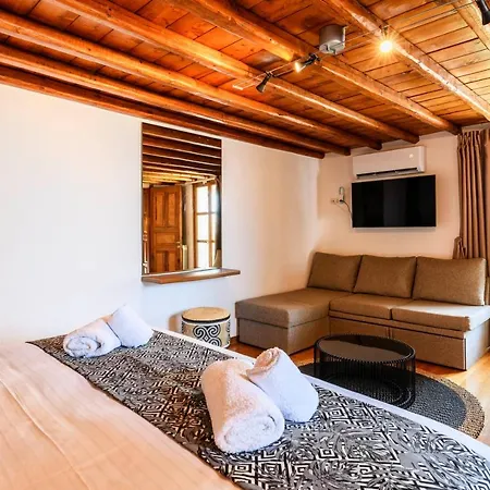 Floral With Marvelous View To וילה *