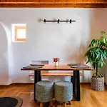 Villa Floral With Marvelous View To