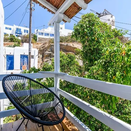 Floral With Marvelous View To Villa